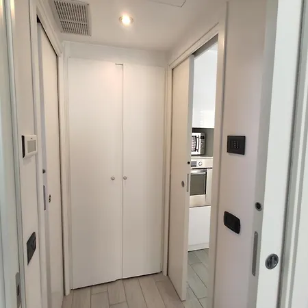 דירה Matthias - - Modern And Cozy Flat, Close To The Metro - 15 Min From Station, Close To San Raffaele *