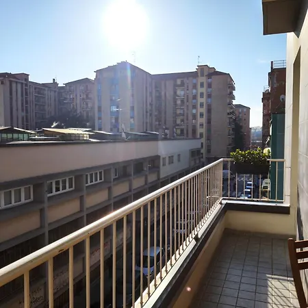 Matthias - - Modern And Cozy Flat, Close To The Metro - 10min From Station