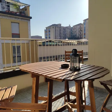 Matthias - - Modern And Cozy Flat, Close To The Metro - 15 Min From Station, Close To San Raffaele Apartament