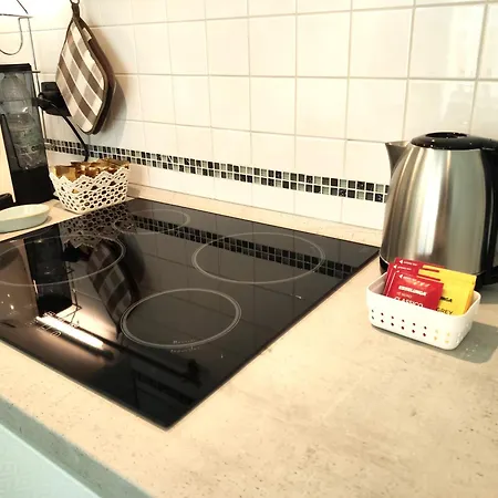Matthias - - Modern And Cozy Flat, Close To The Metro - 15 Min From Station, Close To San Raffaele מילאנו